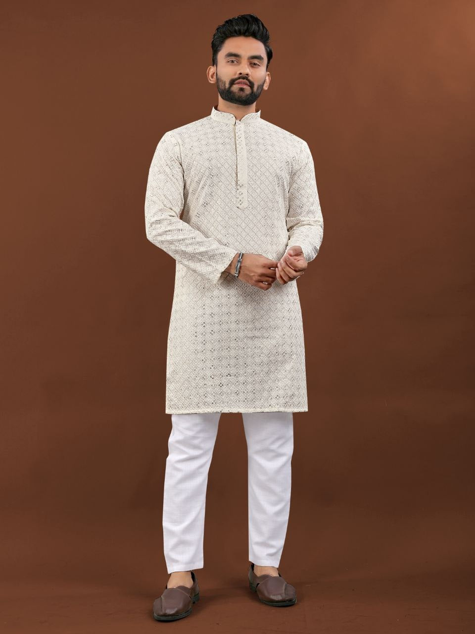 Men’s Traditional Wear Kurtas – Royal Comfort & Style