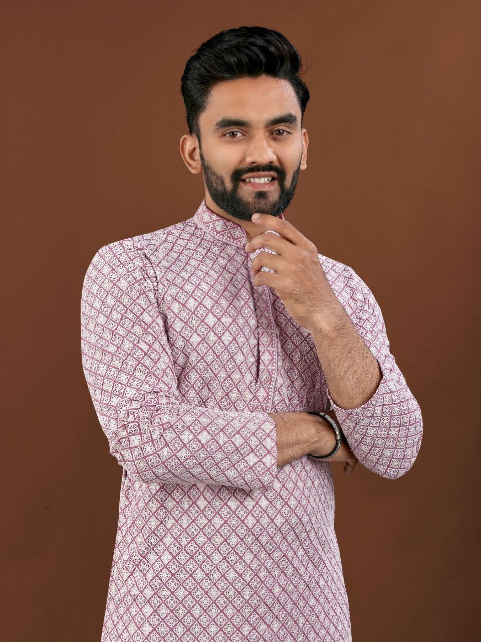 Men’s Traditional Wear Kurtas – Royal Comfort & Style
