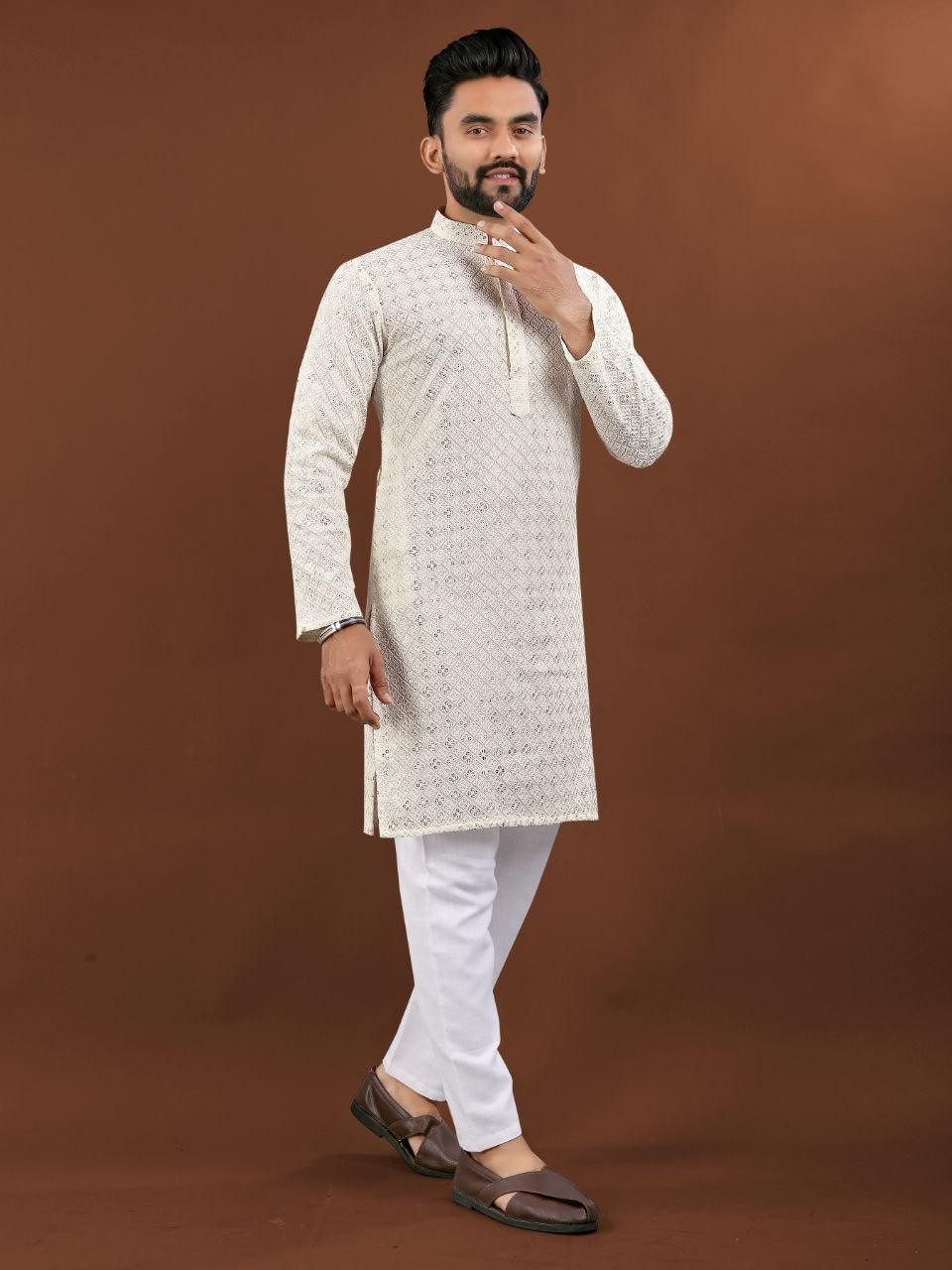 Men’s Traditional Wear Kurtas – Royal Comfort & Style