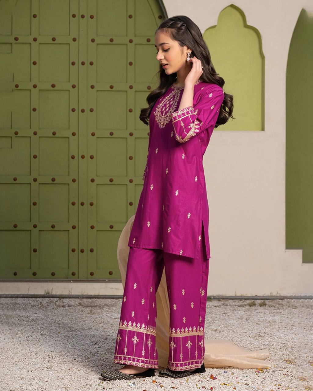 Elegant Embroidered Crepe Silk Party Outfit for Girls (3โ15 Yrs)