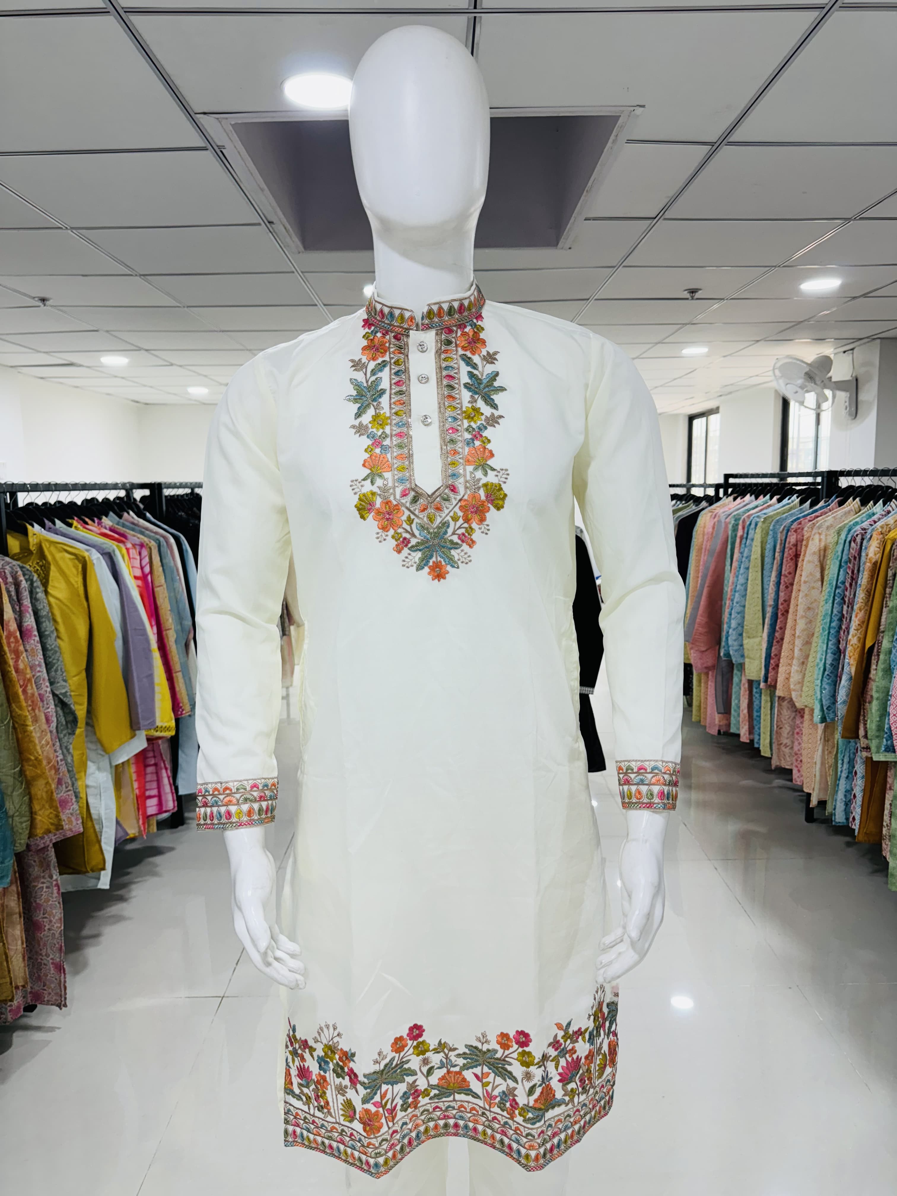 Samrajya Royal Men’s Kurta Set with Dupatta & Pant – Heavy Silk Embroidered