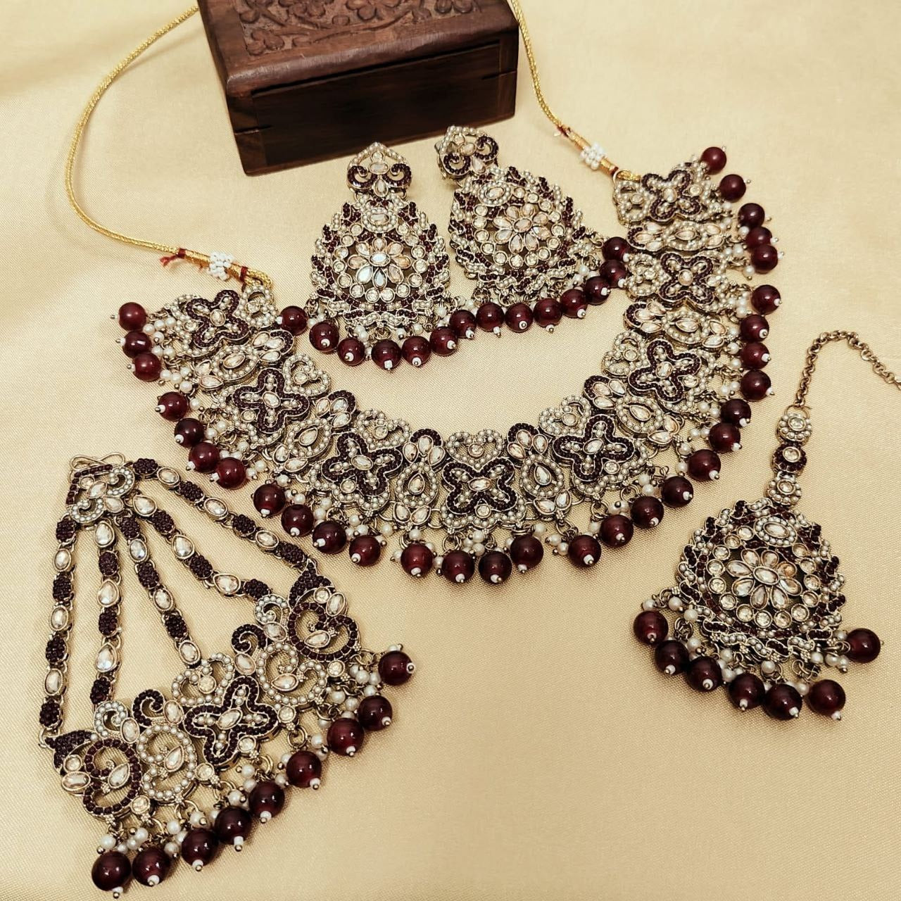 Elegant Pakistani Choker Set with Reverse AD Stone Work – Includes Jhumka, Tikka & Big Passa | Premium Quality